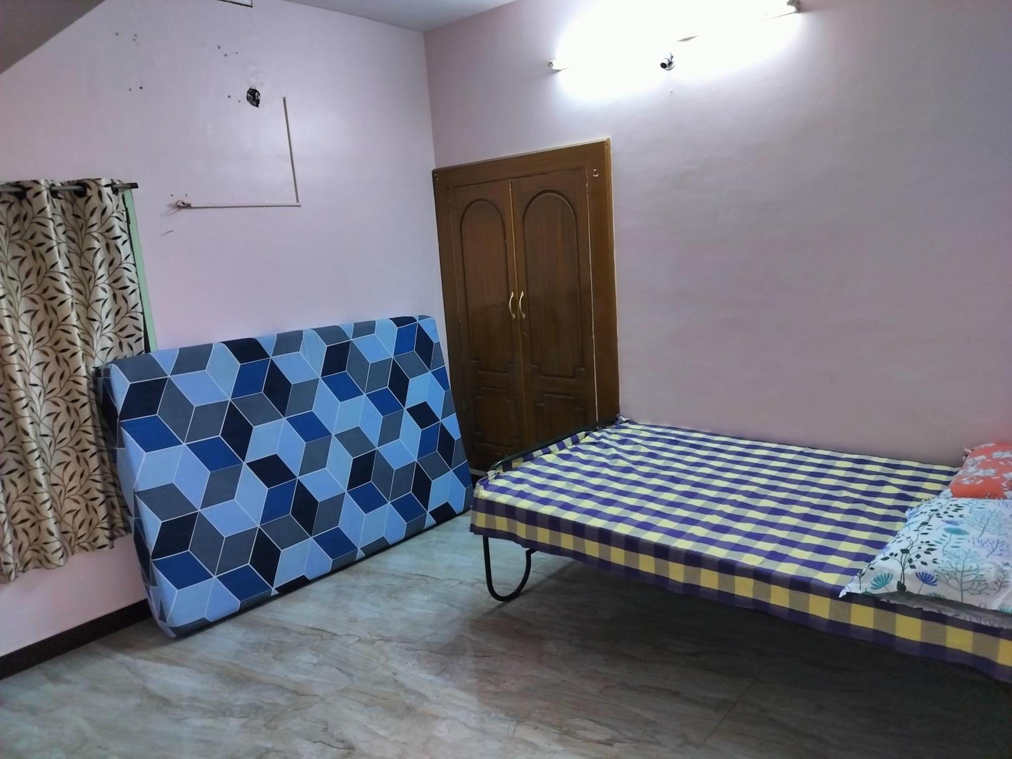 Honeycomb Homestay Ground Floor Palni Esterno foto